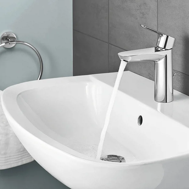 Grohe Bau 4-Piece Bathroom Suite (Basin + Rimless Close Coupled Toilet) 3 Grohe Bau 4-Piece Bathroom Suite (Basin + Rimless Close Coupled Toilet)