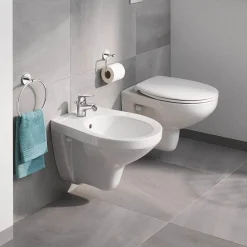 Grohe Bau Rimless Wall Hung Toilet With Soft Close Seat + FREE TOILET ROLL HOLDER -Croydex shop bauwhwc d4