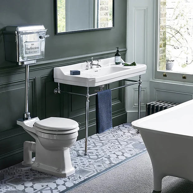 Urlington Bathroom Burlington Standard Medium Level WC With Chrome Lever Cistern 3 Urlington Bathroom Burlington Standard Medium Level WC With Chrome Lever Cistern
