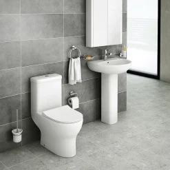 Victorian Plumbing Elite Rimless 4-Piece Modern Bathroom Suite 7 Victorian Plumbing Elite Rimless 4-Piece Modern Bathroom Suite -Croydex shop eli4pc nl