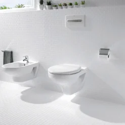 Roca Laura Wall Hung Pan With Soft-Close Seat