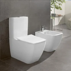 Villeroy & Boch Villeroy And Boch Venticello DirectFlush Rimless BTW Close Coupled Toilet (Side/Rear Entry Water Inlet) + Soft Close Seat -Croydex shop vbvobiccr d1