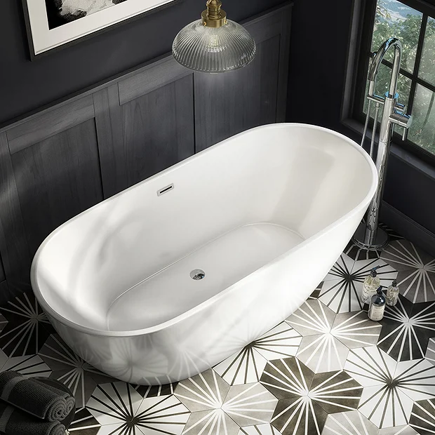 Venice Modern Freestanding Bath Suite 8 Venice Modern Freestanding Bath Suite - Image 6